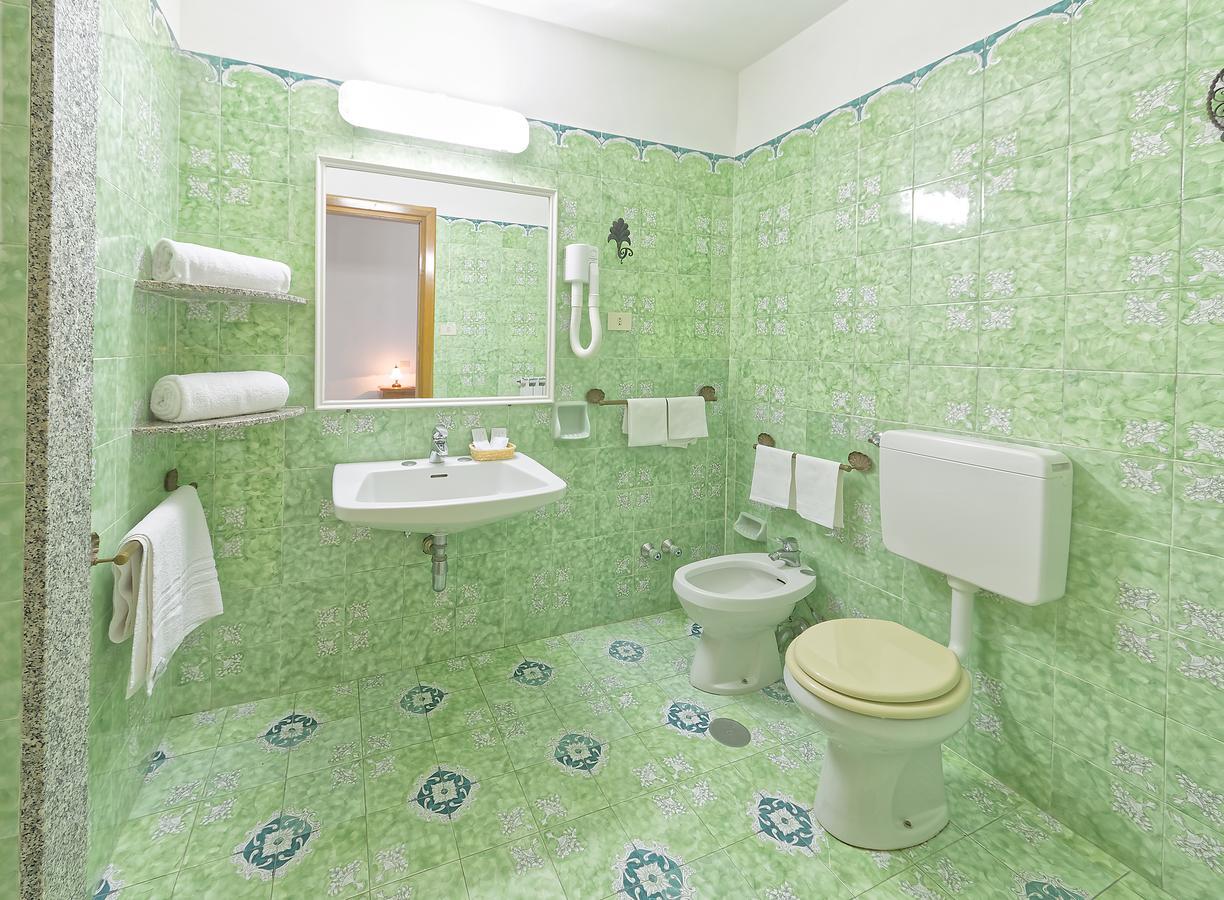 Hotel Zaro Lacco Ameno  Esterno foto